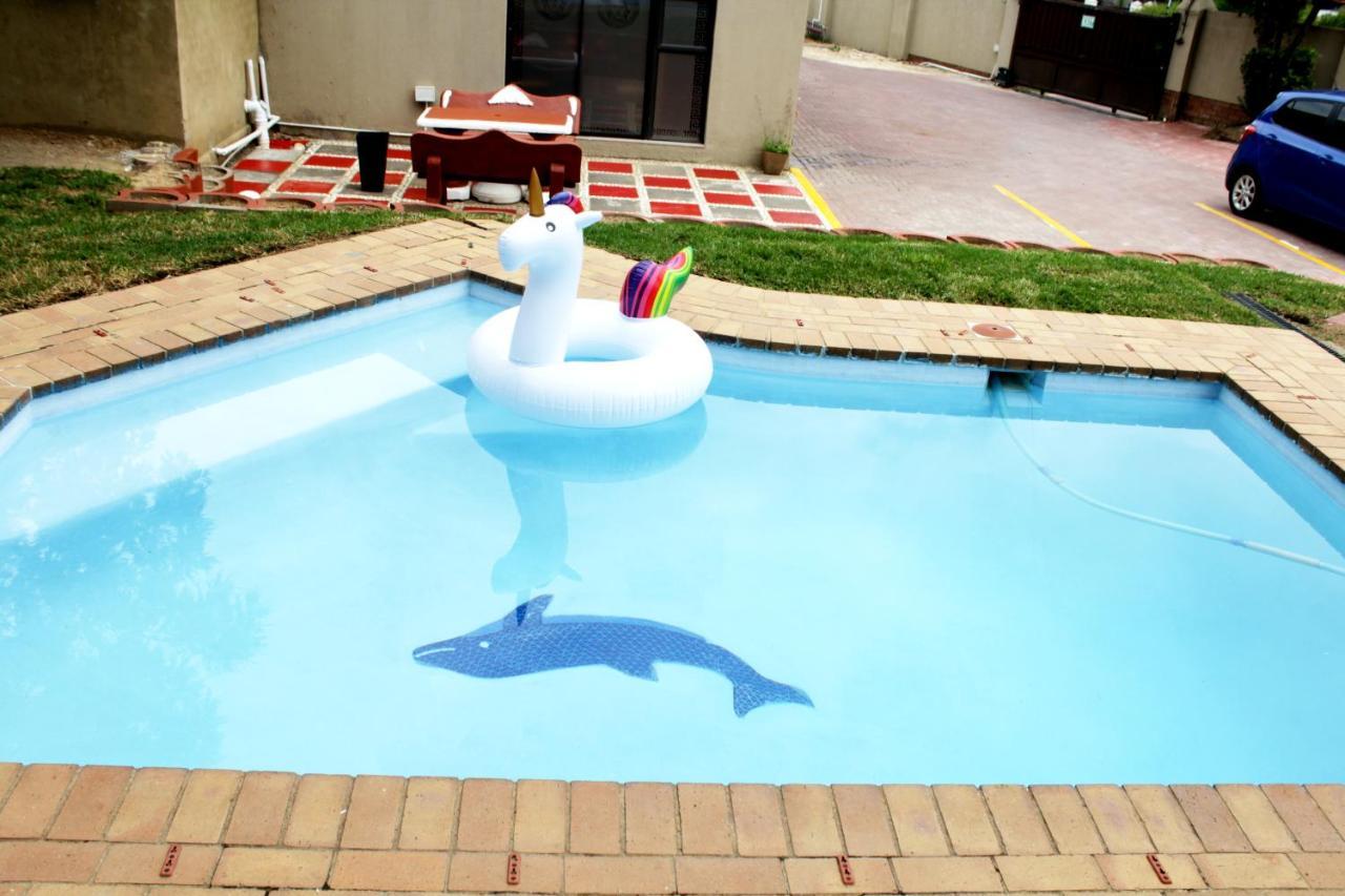 Midrand Bed And Breakfast Εξωτερικό φωτογραφία