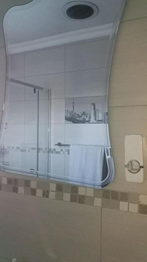 Midrand Bed And Breakfast Εξωτερικό φωτογραφία